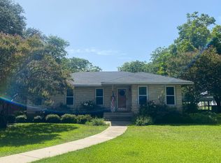 812 N Penelope St, Belton, TX 76513