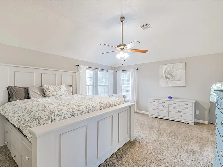 20422 Maple Meadows Ct — Photo 29