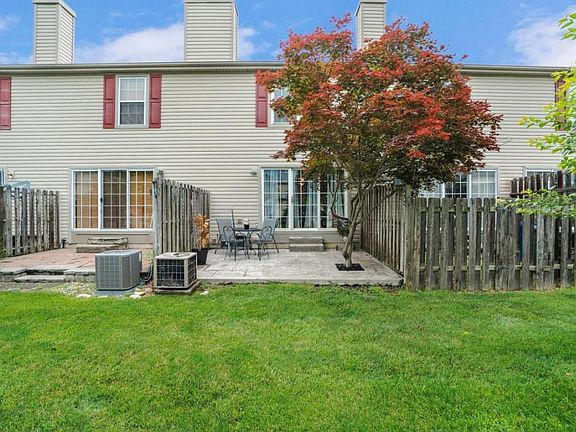 4th image of 5719 Apricot Ln