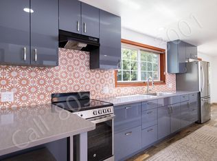 214 Topa Topa Dr #B, Ojai, CA 93023