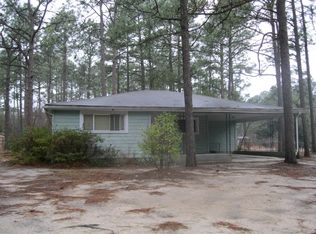1490 W Massachusetts Ave, Southern Pines, NC 28387