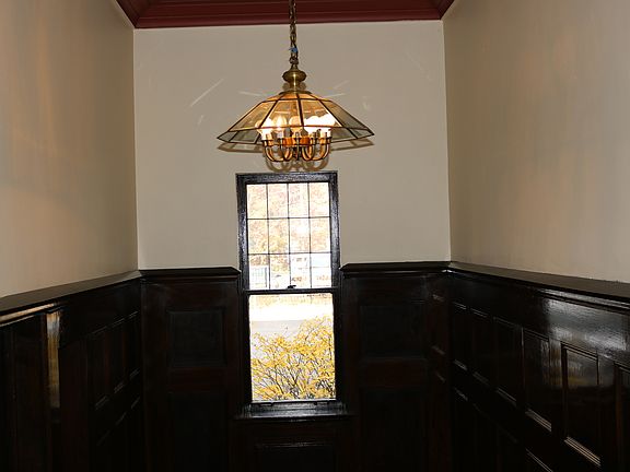 5th image of 1103 W Holley Ct #203
