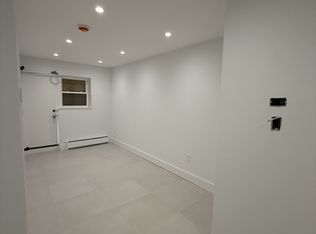 25-81 43rd St #1, Astoria, NY 11103