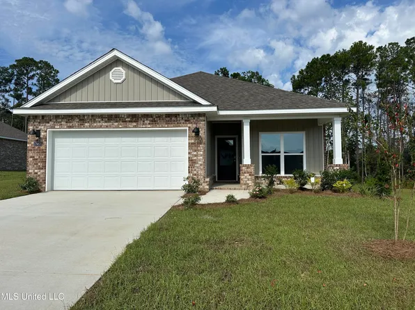 17983 Kelso Dr, Diberville, MS 39540