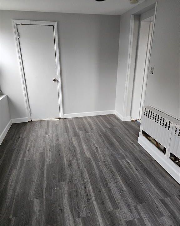 1st image of 415 Ward Ave
