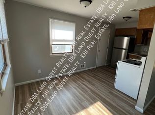 523 Three Mile Rd, Racine, WI 53402