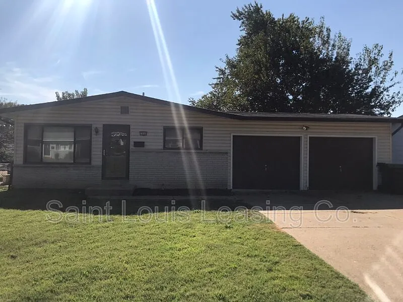 1540 Layven Ave photo 1