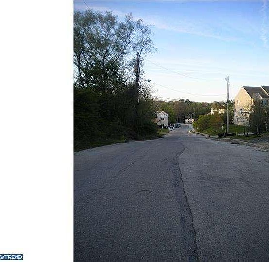 1st image of 811 Thomas St