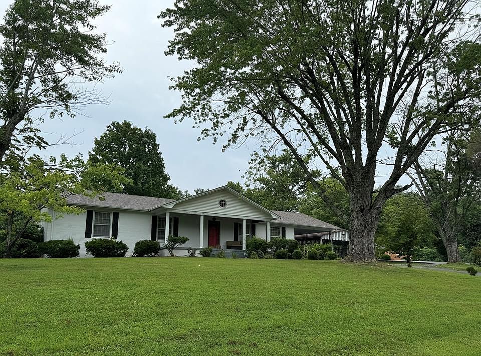 1st image of 295 Williams Cir