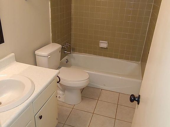 5th image of 2302 20th Ave #5