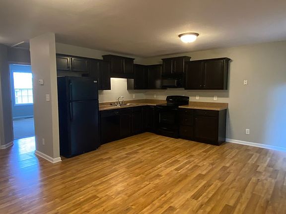 3rd image of 987 S Ash Ridge Dr Unit C