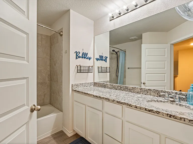 512 Steele Shallows — Photo 25