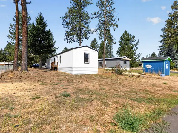 35312 N Newport Hwy Trailer 229, Chattaroy, WA 99003