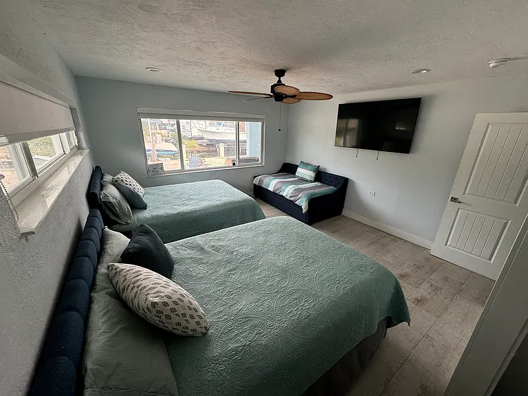 3663 Tropic St — Photo 6