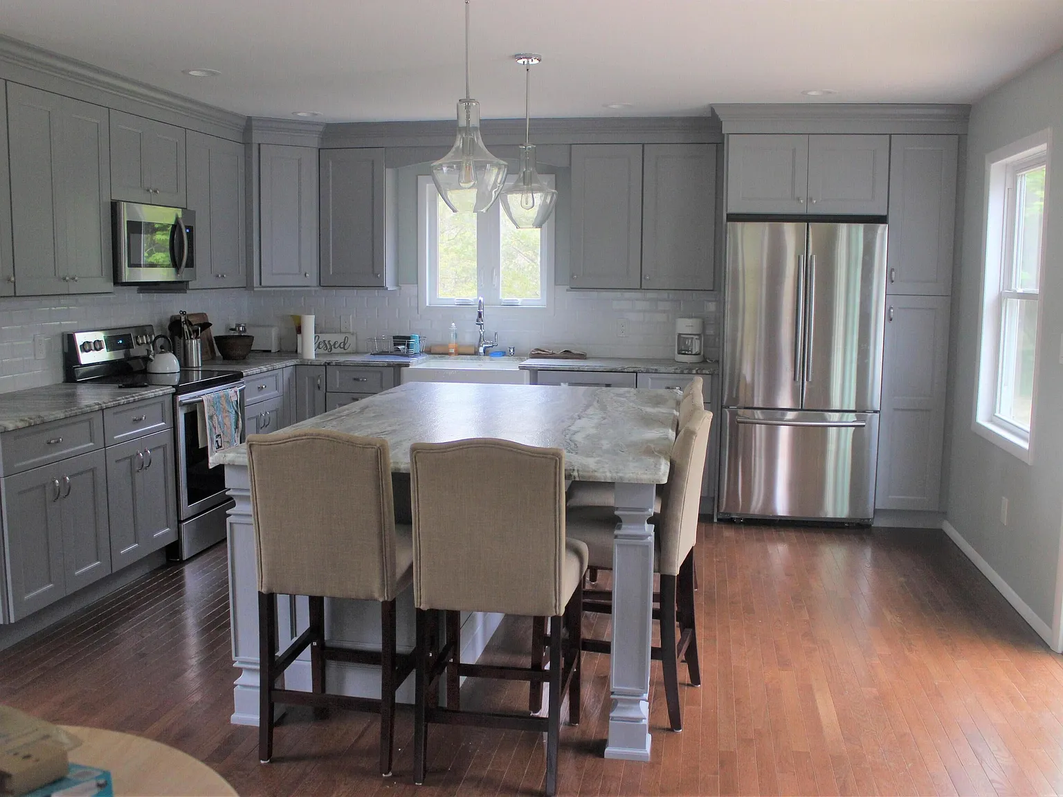 Relaxing rental with refreshing pool — Photo 2