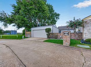 2946 Creekway Cir, Missouri City, TX 77459