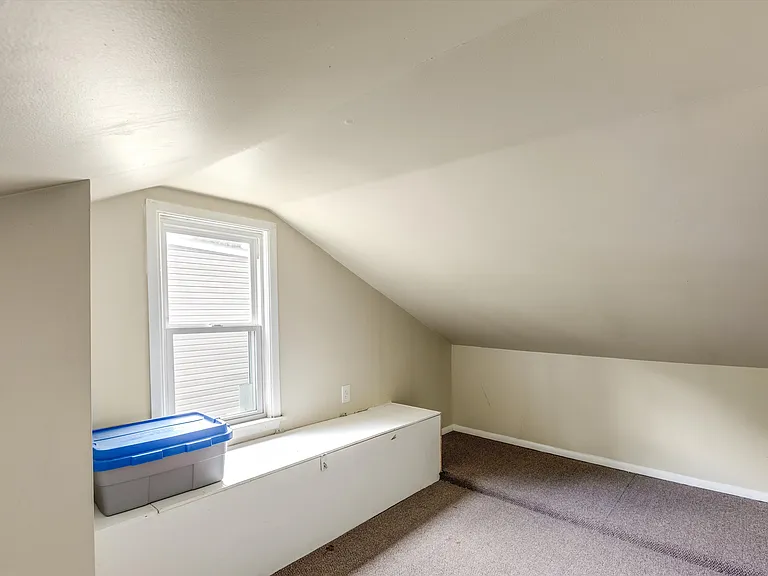 2200 Guthrie Ave — Photo 24