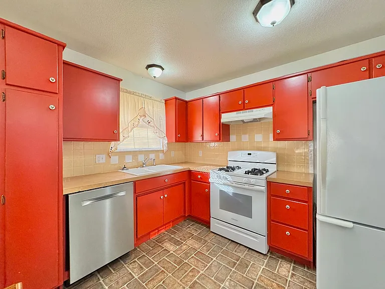 171 Madison St #2415 — Photo 6