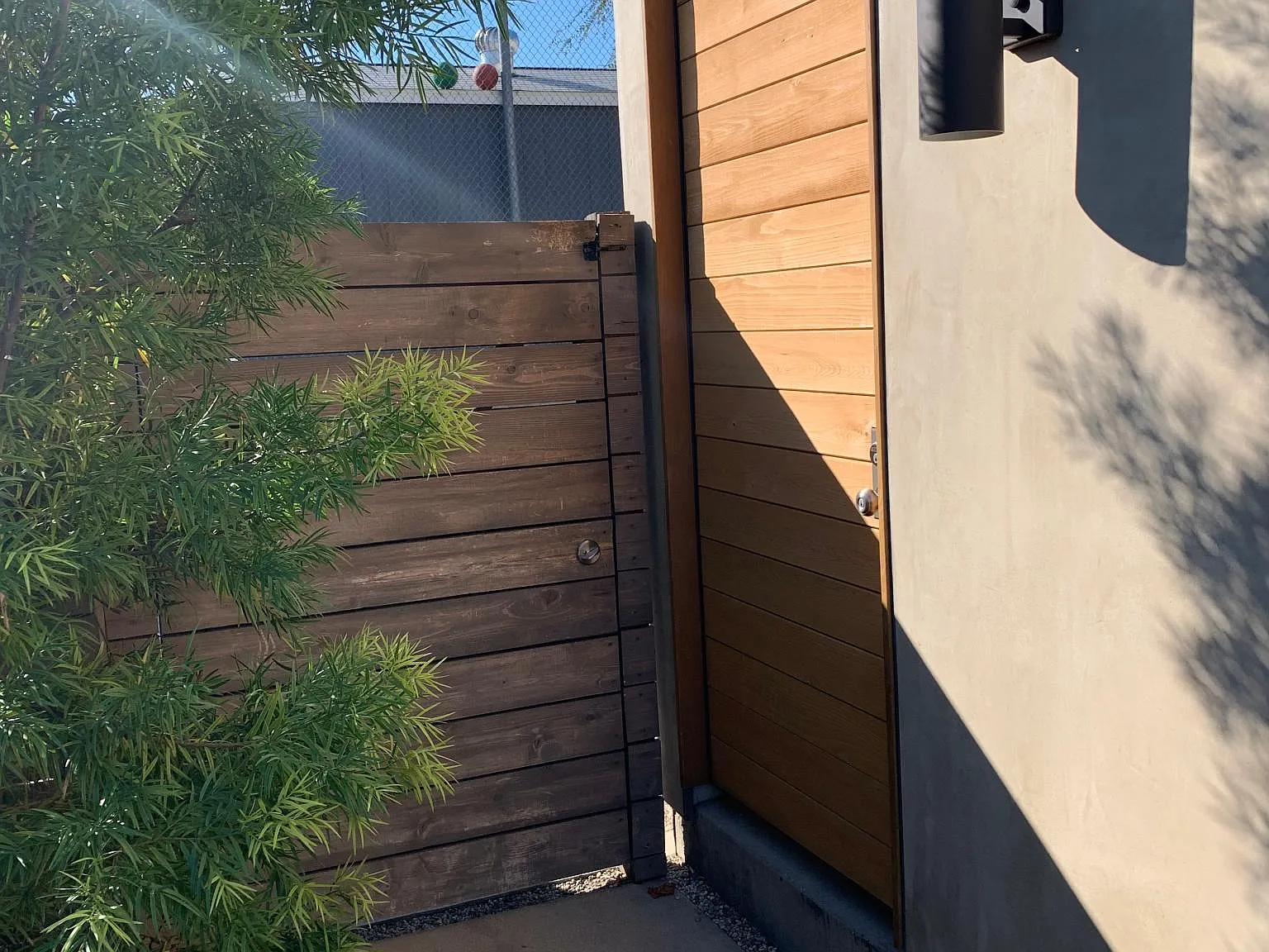 Studio, 275 sqft, $2,100 — Photo 2