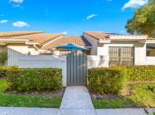 474 Hardwood Pl, Boca Raton, FL 33431