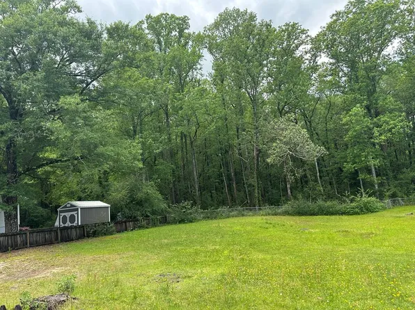 Woodland Dr, Daleville, AL 36322