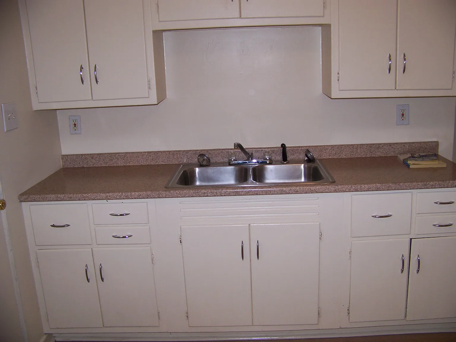Studio, 500 sqft, $850 — Photo 4