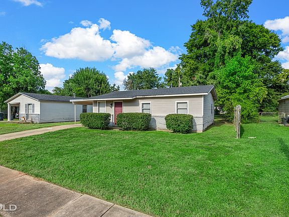 2nd image of 1222 Lampkin St