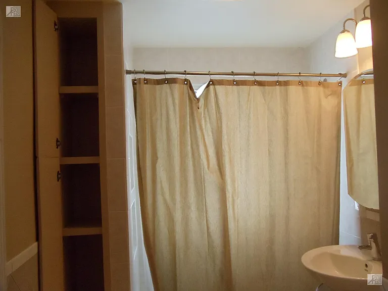 51 Falkland St #2 — Photo 10