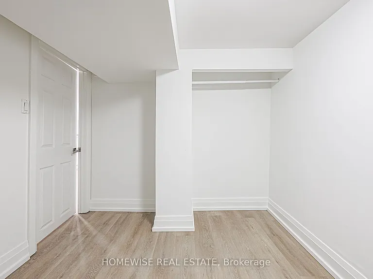 81 Shields Ave #LOWER — Photo 9
