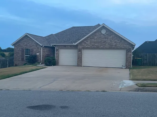 530 Coopers Farm Rd, Centerton, AR 72719