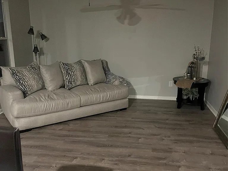 5903 Bonners Park Ct — Photo 11