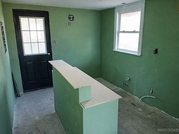 5th image of 1650 Gritney Rd