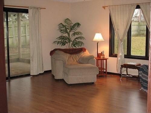 3rd image of 2621 Hibbard Ct