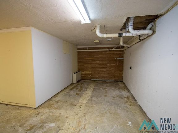 3rd image of 54 Garden Ln