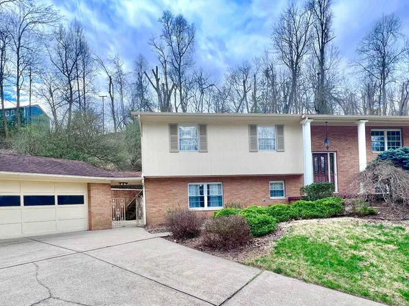 106 Belmont Dr, Huntington, WV 25705