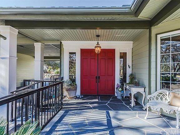 2nd image of 44641 Riverbend Ct