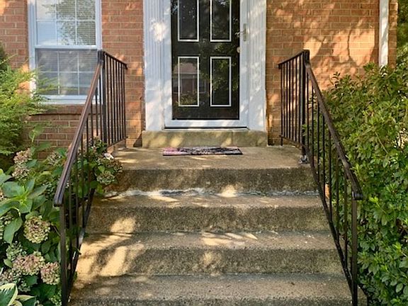 3rd image of 7719 Trevino Ln