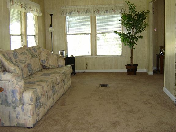 3rd image of 1301 Polk City Rd Lot 39