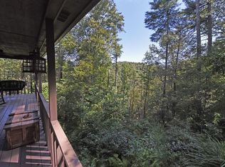 353 Kells Ridge Ct, Ellijay, GA 30540