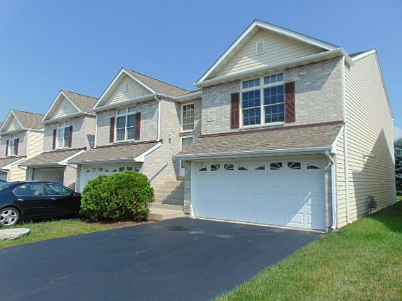 2nd image of 1511 Stonefield Dr
