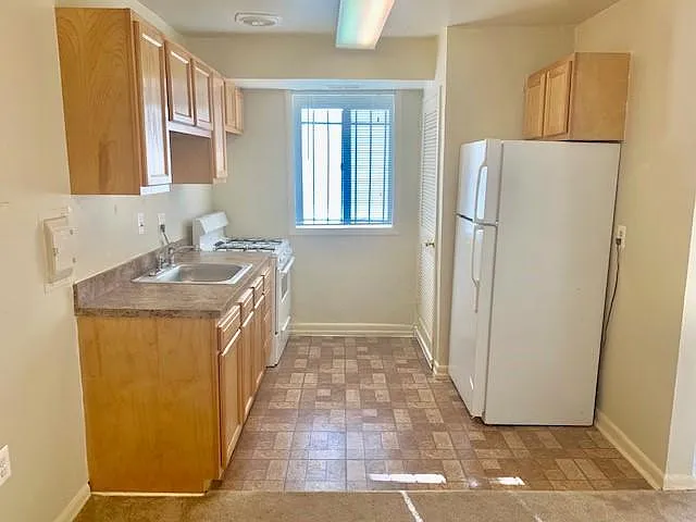 1225 50th Pl NE #102 — Photo 7