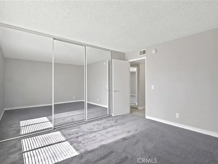 15425 Sherman Way #211 — Photo 16