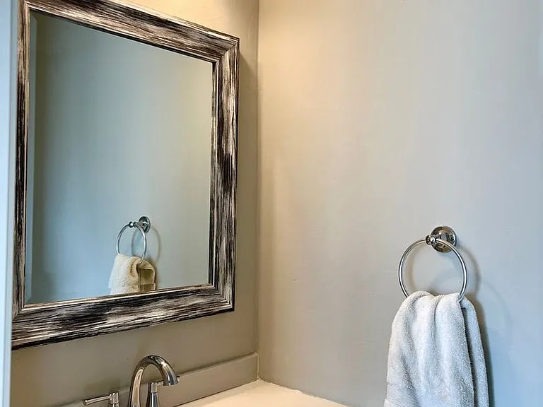 908 Serf Ct — Photo 24