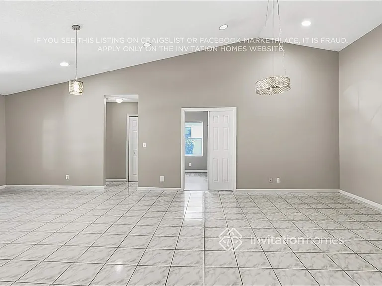 5788 NW 48th Dr — Photo 5