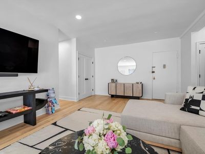 1 Overlook Avenue #1M, Great Neck, NY, 11021