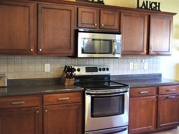 Lots of counter space!