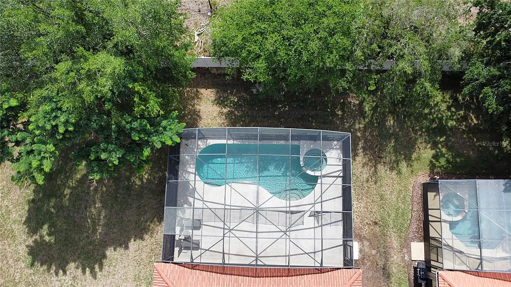 6 bed, 5.5 bath, 2771 sqft, $4,100 — Photo 2