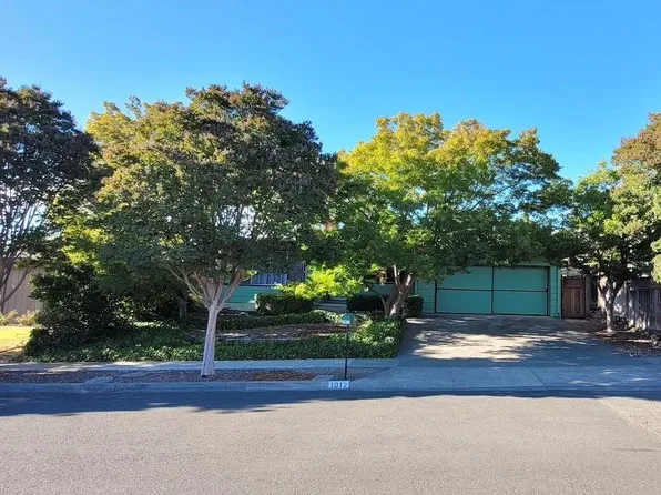 1012 Terra Verde Drive, Napa, CA 94559