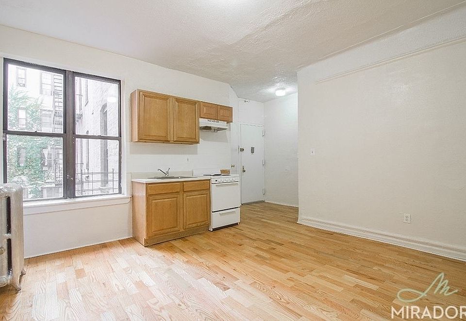 1st image of 425 Grand Ave APT B1