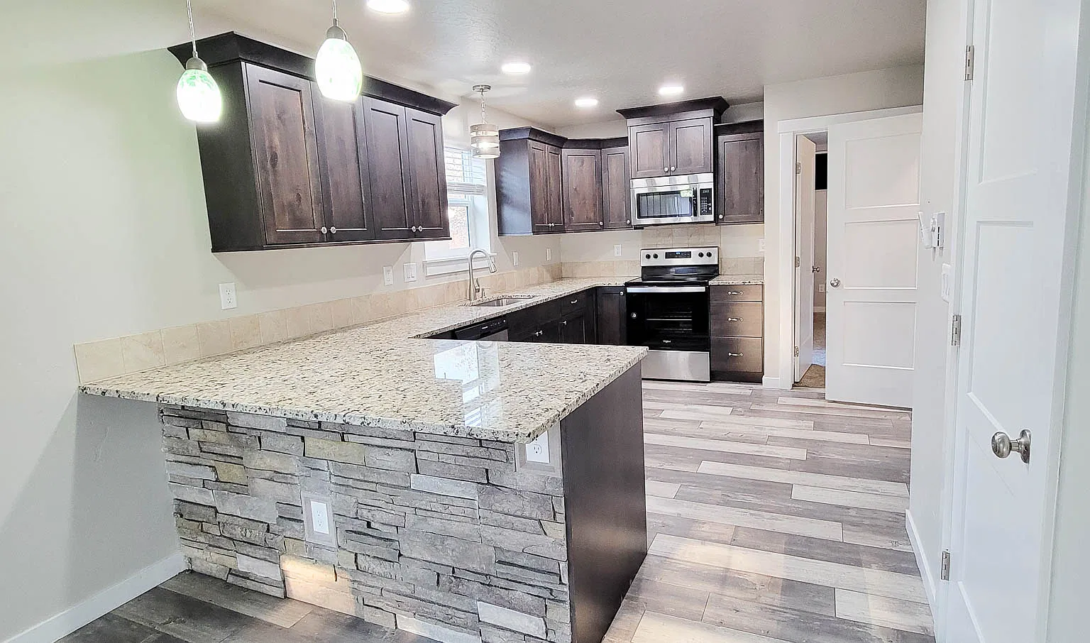 3 bed, 2.5 bath, 1511 sqft, $2,250 — Photo 1